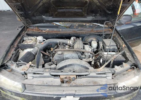 2003 Chevrolet Trailblazer Ltz z USA, uszkodzony, nr VIN 1GNDT13S932166898